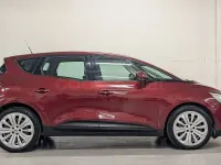 Usado Renault Scénic Life 115 CV (84 kW) 2019 Granate Monovolumen