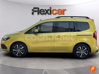 Usado Mercedes T180 116 CV (85 kW) 2024 Amarillo Monovolumen