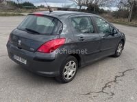 Usado Peugeot 308 95 CV (69 kW) 2008 Beige Berlina