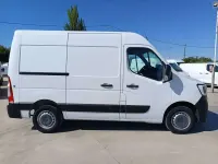 Usado Renault Master 135 CV (99 kW) 2022 Blanco Monovolumen
