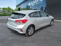 Usado Ford Focus Trend+ 125 CV (91 kW) 2021 Plateado Utilitario