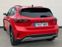 Usado Ford Focus Active 155 CV (114 kW) 2022 Rojo