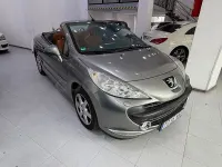 Usado Peugeot 207 CC 120 CV (88 kW) 2009 Marrón Descapotable