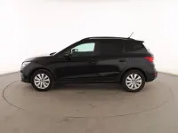 Usado Seat Arona Style 110 CV (80 kW) 2022 Negro SUV