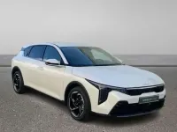 Usado Kia K4 116 CV (85 kW) 2026 Blanco Berlina