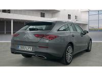 Usado Mercedes CLA200 Shooting Brake 150 CV (110 kW) 2021 Gris / plata Familiar