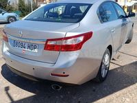 Usado Renault Latitude Expression 150 CV (110 kW) 2011 Gris / plata Berlina