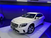 Usado Mercedes GLA200 136 HP (100 kW) 2018 Branco SUV