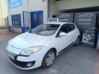 Usado Renault Mégane Dynamique 115 CV (84 kW) 2013 Blanco Berlina