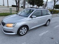 Usado Skoda Fabia Ambition 75 CV (55 kW) 2015 Gris / plata Familiar