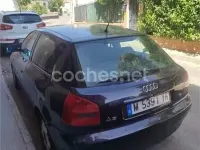 Usado Audi A3 Ambiente 125 CV (91 kW) 1999 Azul Utilitario