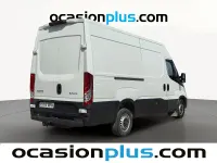 Usado Iveco Daily 136 CV (100 kW) 2019 Blanco Familiar