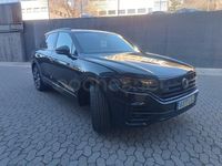 Usado VW Touareg R 462 CV (339 kW) 2021 Negro SUV