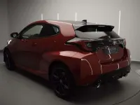 Usado Toyota Yaris 261 CV (191 kW) 2023 Rojo Utilitario