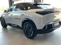 Usado Peugeot e-3008 GTi 156 kW (213 CV) 2024 Blanco SUV