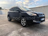 Usado Ford Kuga Trend 120 CV (88 kW) 2015 Negro SUV