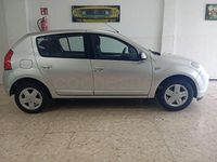 Usado Dacia Sandero Ambiance 75 CV (55 kW) 2008 Gris / plata Berlina