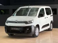 Usado Citroën Berlingo Business Class 102 CV (75 kW) 2021 Blanco Monovolumen