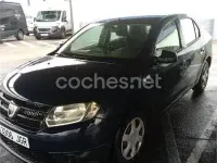 Usado Dacia Logan Ambiance 75 CV (55 kW) 2015 Azul Berlina