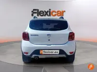Usado Dacia Sandero 90 CV (66 kW) 2017 Blanco
