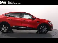 Usado Renault Arkana Zen 145 CV (106 kW) 2022 Rojo SUV