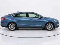 Usado Ford Mondeo Trend 120 CV (88 kW) 2021 Azul Berlina