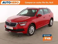 Usado Skoda Kamiq Ambition 110 CV (80 kW) 2023 Rojo SUV