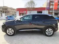 Usado Peugeot 3008 Style 130 CV (95 kW) 2020 Gris / plata SUV
