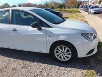 Usado Seat Ibiza CONNECT 75 CV (55 kW) 2015 Blanco Berlina