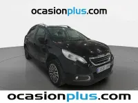 Usado Peugeot 2008 Active 82 CV (60 kW) 2015 Negro SUV