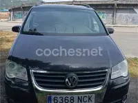 Usado VW Touran 105 CV (77 kW) 2007 Negro Monovolumen