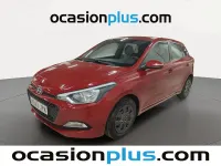 Usado Hyundai i20 84 CV (61 kW) 2017 Rojo Utilitario