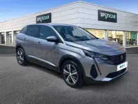 Usado Peugeot 3008 Allure 130 CV (95 kW) 2020 Gris / plata SUV