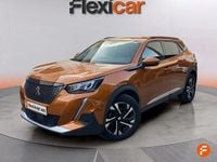 Usado Peugeot 2008 Allure 100 CV (73 kW) 2020 Naranja SUV