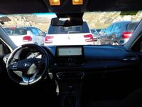 Usado Hyundai i30 120 CV (88 kW) 2024 Gris Berlina