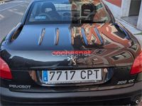 Usado Peugeot 206 110 CV (80 kW) 2003 Negro Descapotable