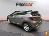 Usado Renault Captur Zen 90 CV (66 kW) 2022 Gris / plata SUV