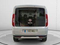 Usado Fiat Doblò Trekking 120 CV (88 kW) 2022 Gris Monovolumen