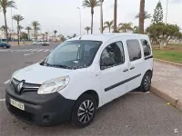 Usado Renault Kangoo Expression 90 CV (66 kW) 2014 Blanco Monovolumen