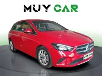 Usado Mercedes B180 116 CV (85 kW) 2020 Rojo Utilitario