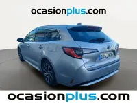 Usado Toyota Corolla Style 122 CV (89 kW) 2023 Gris plata Familiar