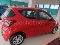 Usado Hyundai i10 67 CV (49 kW) 2020 Naranja Utilitario