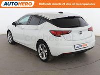 Usado Opel Astra Dynamic 160 CV (117 kW) 2018 Blanco Familiar