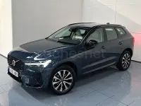 Usado Volvo XC60 Plus 250 CV (183 kW) 2025 Azul SUV