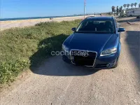 Usado Audi A4 140 CV (102 kW) 2005 Azul Familiar