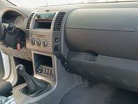 usado Nissan Pathfinder 2.5dCi LE