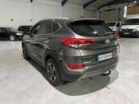 Usado Hyundai Tucson Premium 185 CV (136 kW) 2016 Gris SUV