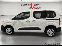 Usado Citroën Berlingo Feel 102 CV (75 kW) 2023 Blanco Monovolumen