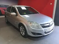 Usado Opel Astra Enjoy 100 CV (73 kW) 2008 Gris / plata Berlina