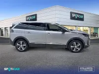 Usado Peugeot 5008 Allure 130 CV (95 kW) 2024 Gris / plata SUV